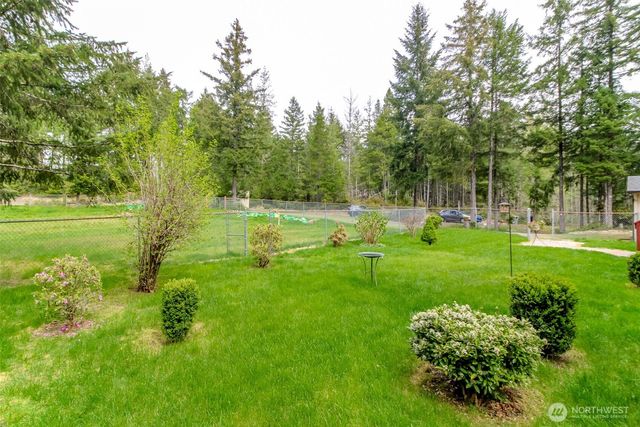 17103 NW Sunset Ridge Way NW, Seabeck, WA 98380