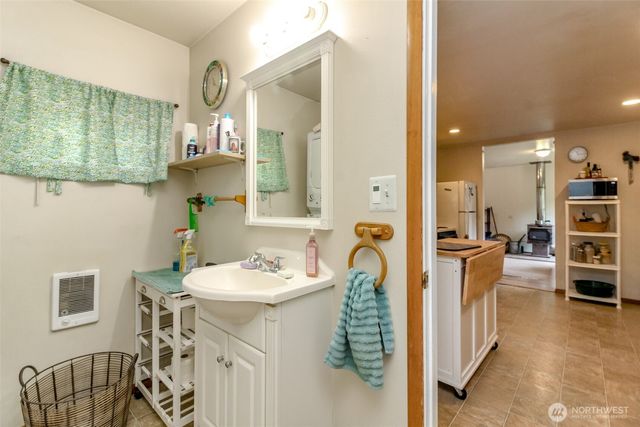 17103 NW Sunset Ridge Way NW, Seabeck, WA 98380