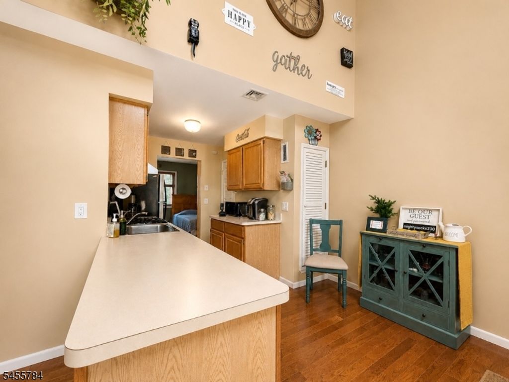 1 Port Royal Dr unit 2 2, Vernon Twp., NJ 07462 — photo 2
