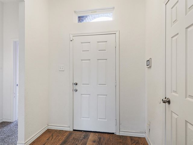 3101 Eastcrest Court, Fort Worth, TX 76105