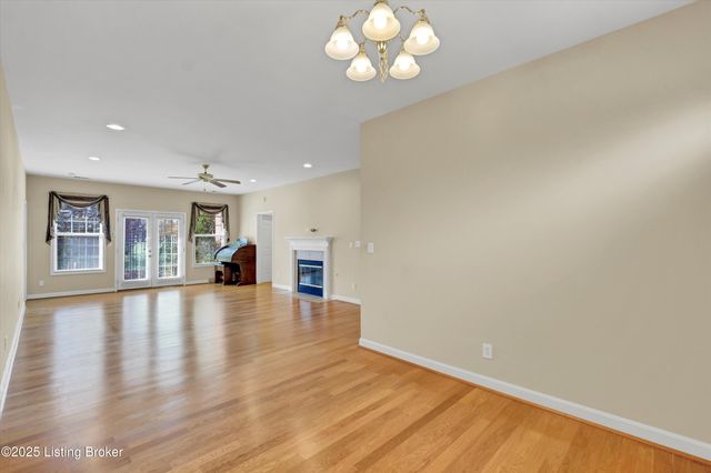 12800 Sheringham Ln, Louisville, KY 40299