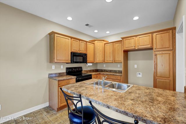 12800 Sheringham Ln, Louisville, KY 40299