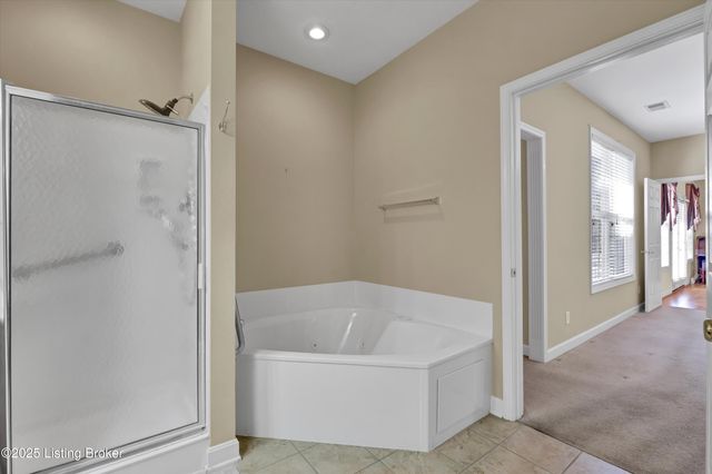 12800 Sheringham Ln, Louisville, KY 40299