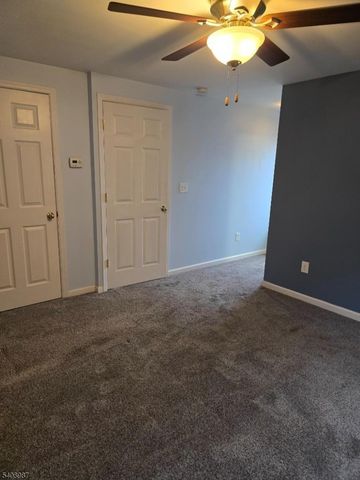 8 Andrew St, Green Brook Twp., NJ 08812