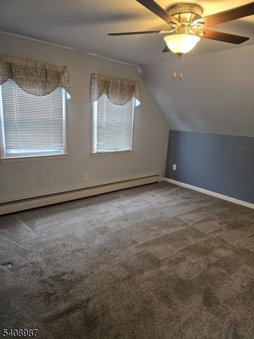 8 Andrew St, Green Brook Twp., NJ 08812