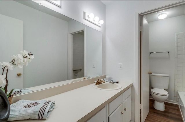 13853 Leinsper Green Street, Dallas, TX 75240