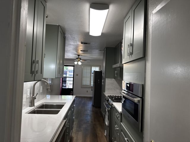 13853 Leinsper Green Street, Dallas, TX 75240