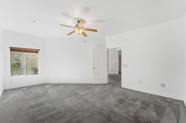 5450 E Deer Valley Drive Unit 2210, Phoenix, AZ 85054