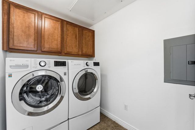 5450 E Deer Valley Drive Unit 2210, Phoenix, AZ 85054