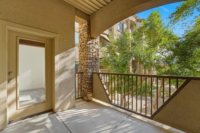 5450 E Deer Valley Drive Unit 2210, Phoenix, AZ 85054