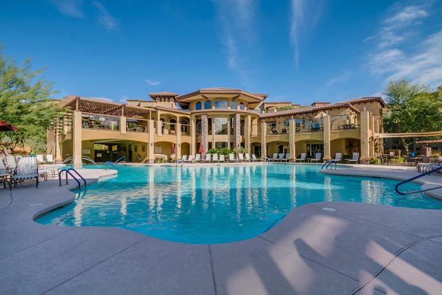 5450 E Deer Valley Drive Unit 2210, Phoenix, AZ 85054