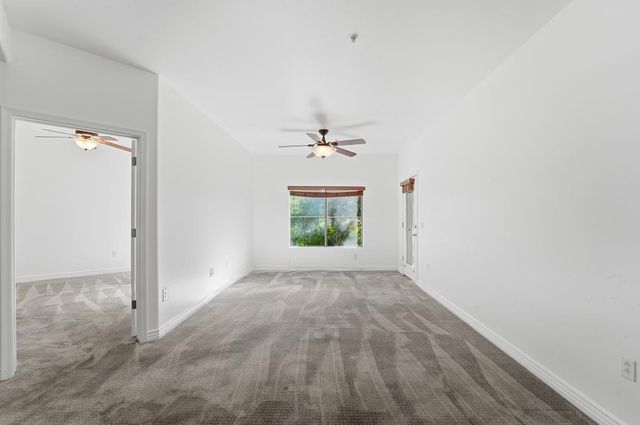 5450 E Deer Valley Drive Unit 2210, Phoenix, AZ 85054