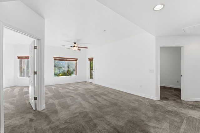 5450 E Deer Valley Drive Unit 2210, Phoenix, AZ 85054