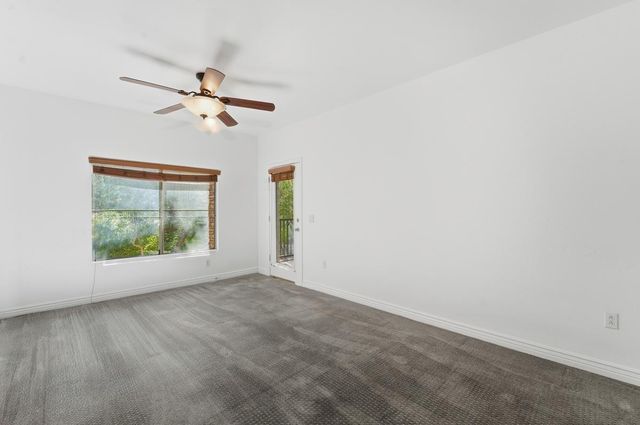 5450 E Deer Valley Drive Unit 2210, Phoenix, AZ 85054