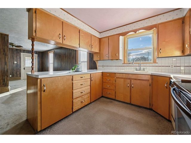 109 2nd St, Ramah, CO 80832