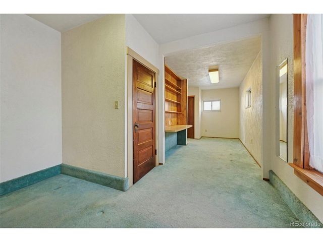 109 2nd St, Ramah, CO 80832