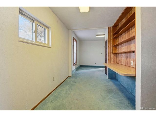 109 2nd St, Ramah, CO 80832