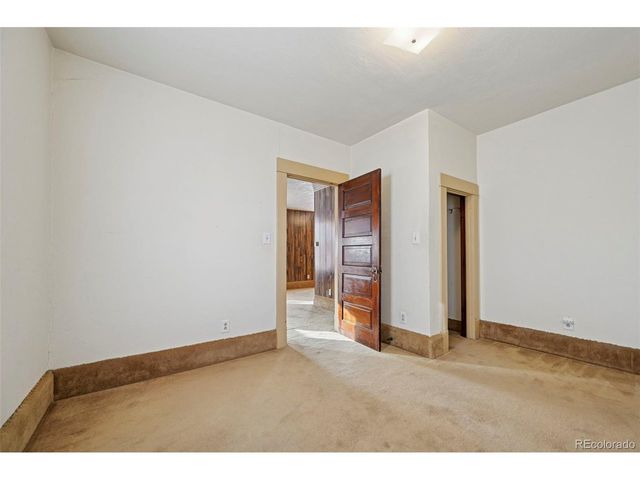 109 2nd St, Ramah, CO 80832