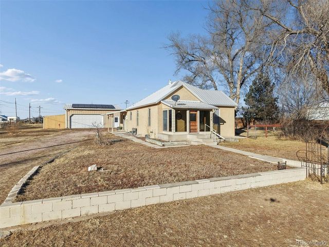 109 2nd St, Ramah, CO 80832