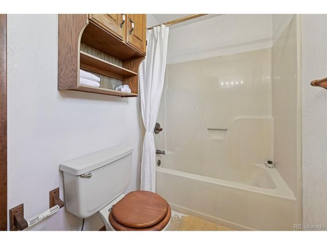 109 2nd St, Ramah, CO 80832