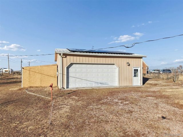 109 2nd St, Ramah, CO 80832