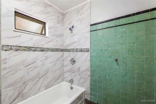 1968 Welch Avenue, Niagara Falls, NY 14303