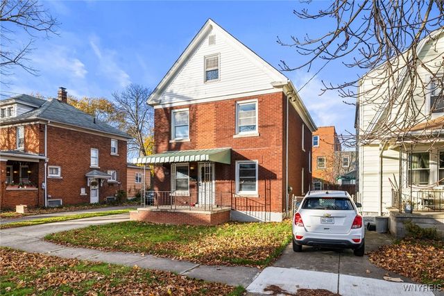 1968 Welch Avenue, Niagara Falls, NY 14303