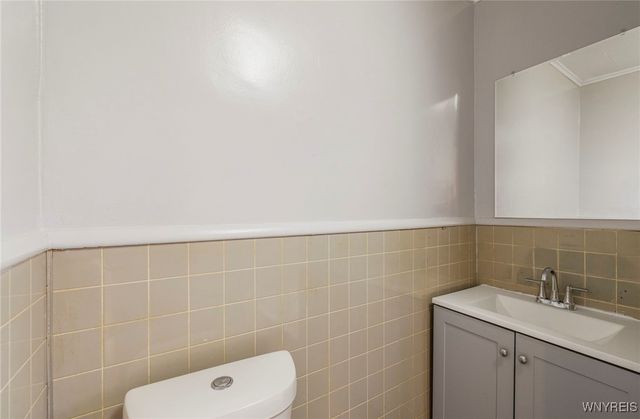 1968 Welch Avenue, Niagara Falls, NY 14303