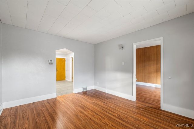 1968 Welch Avenue, Niagara Falls, NY 14303