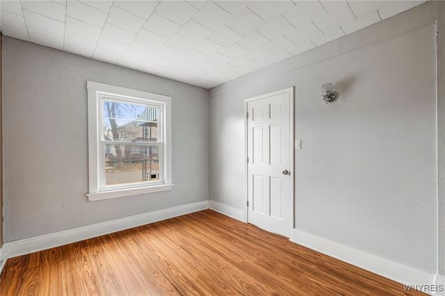 1968 Welch Avenue, Niagara Falls, NY 14303