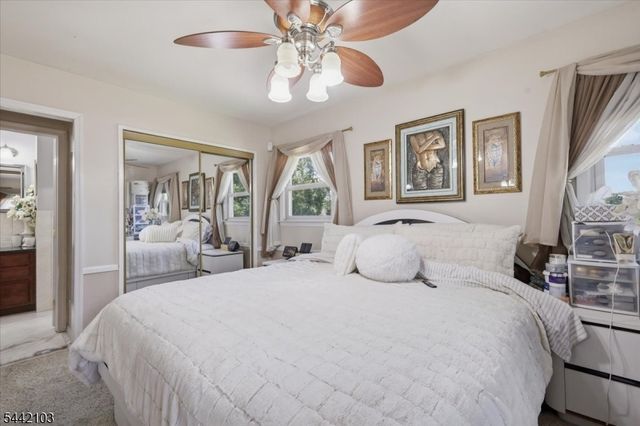 18 Stern Place, Woodbridge Twp., NJ 08863