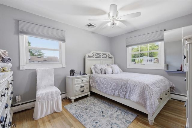 18 Stern Place, Woodbridge Twp., NJ 08863