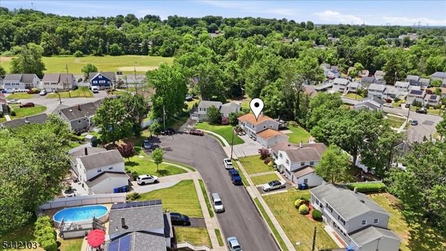 18 Stern Place, Woodbridge Twp., NJ 08863