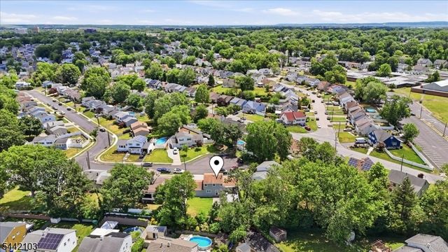 18 Stern Place, Woodbridge Twp., NJ 08863