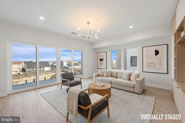 401 BOULEVARD BLVD #405, Seaside Heights, NJ 08751