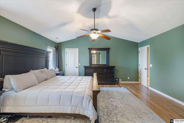 19613 Briggs Street, Omaha, NE 68130