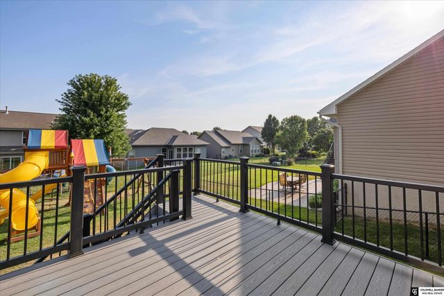 19613 Briggs Street, Omaha, NE 68130