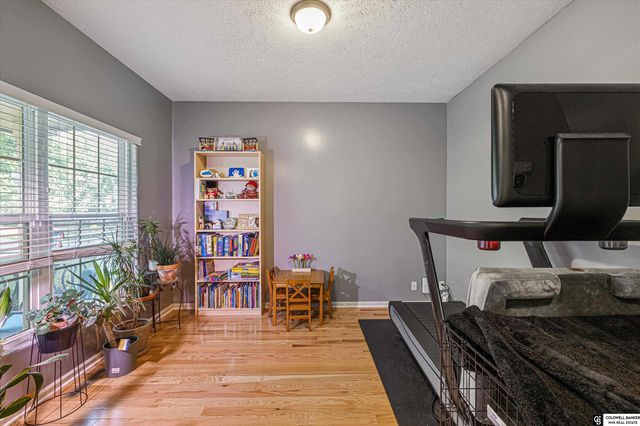 19613 Briggs Street, Omaha, NE 68130