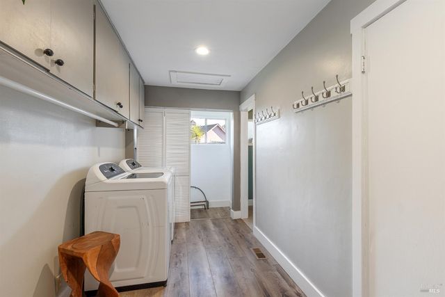 10505 Cherry Ridge Rd, Sebastopol, CA 95472