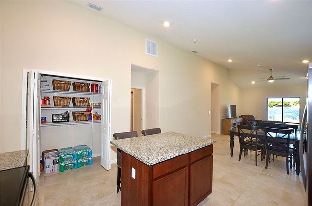 1770 Berkshire Circle SW, Vero Beach, FL 32968