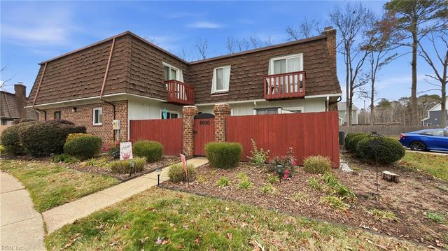 1600 Ocean Lakes CT, Virginia Beach, VA 23454