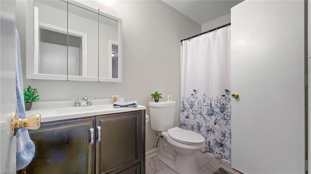 1600 Ocean Lakes CT, Virginia Beach, VA 23454