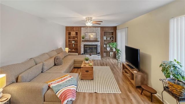 1600 Ocean Lakes CT, Virginia Beach, VA 23454