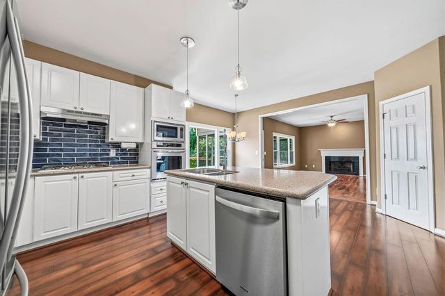 2469 Arcadia Drive, Acworth, GA 30101