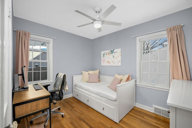 5633 Emerson Avenue S, Minneapolis, MN 55419