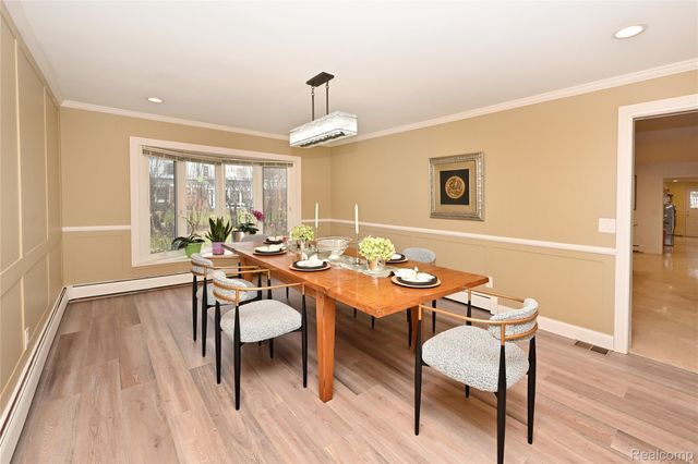 5100 Kings Gate Way, Bloomfield Charter Township, MI 48302