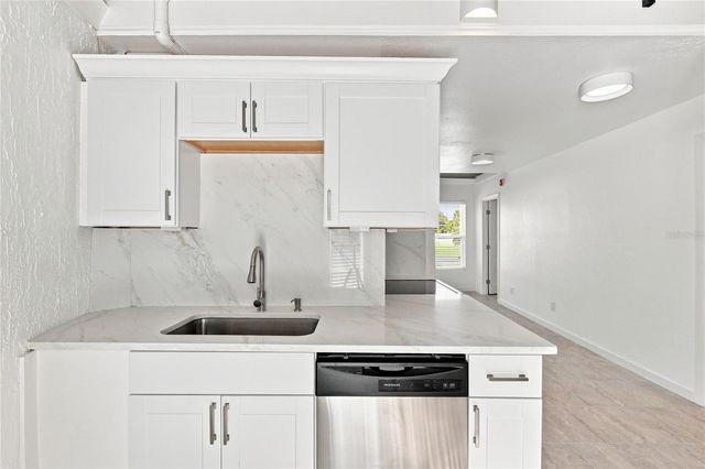 2881 GENTIAN ROAD, Venice, FL 34293