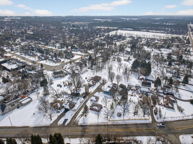 5401 Taylor AVENUE, Mount Pleasant, WI 53403