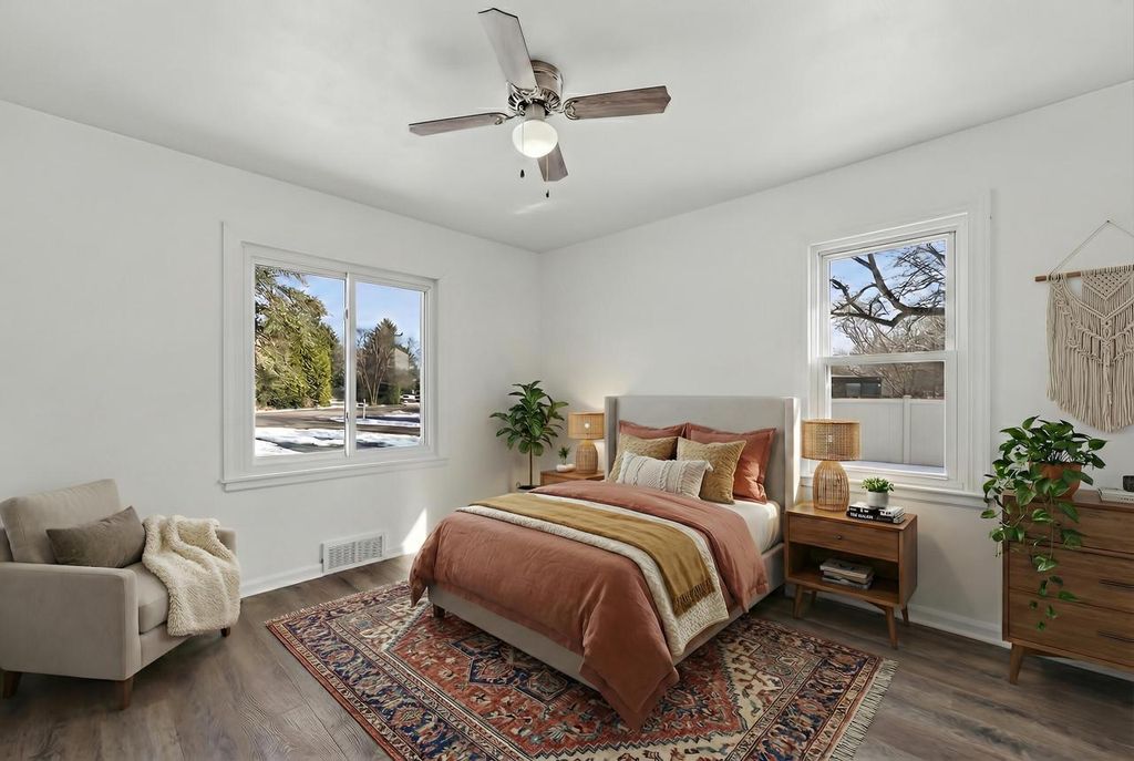 5401 Taylor AVENUE, Mount Pleasant, WI 53403