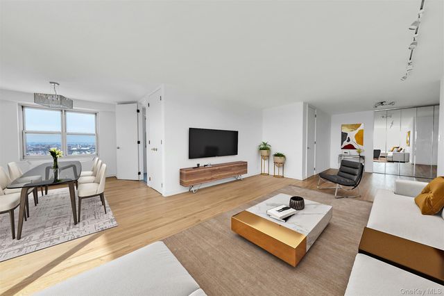 110-11 Queens Boulevard 19C, Forest Hills, NY 11375